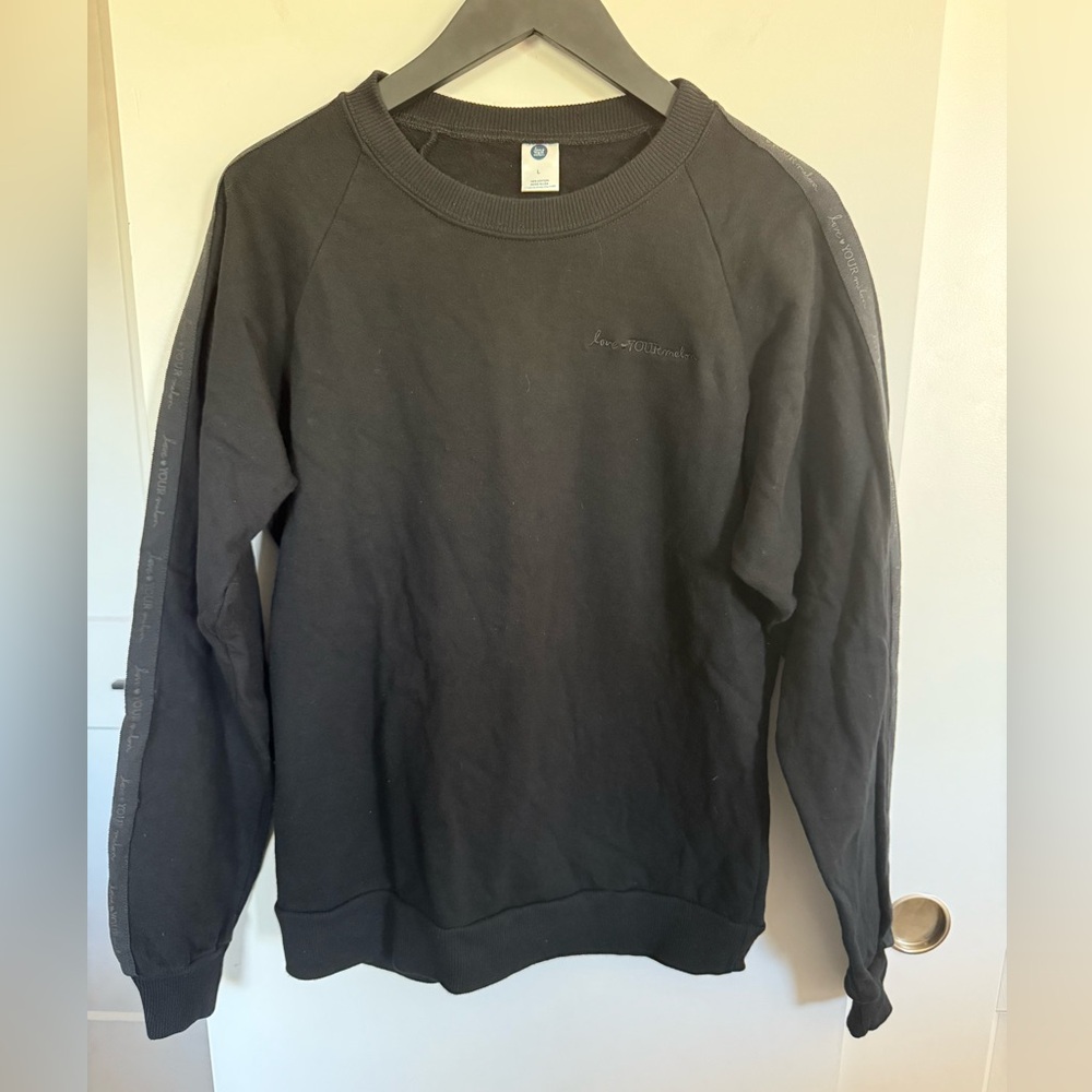 NWOT Love Your Melon Black Taped Crew Sweatshirt Size Large